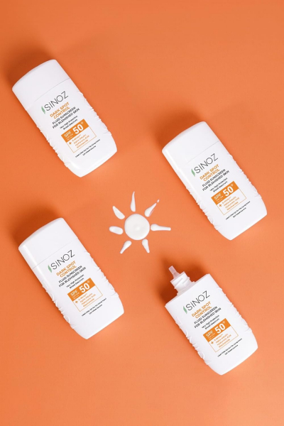 SINOZ Dark Spot Control Fluid Sunscreen SPF 50 + - 50 ml